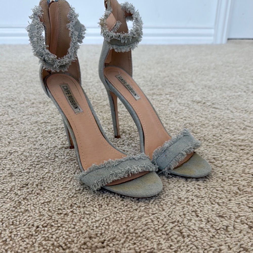 Cape Robbin Women's Grey High Heel Sandals